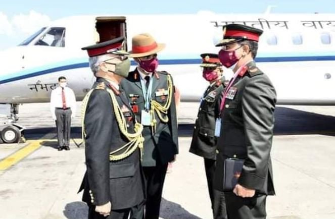 प्रधानसेनापतिको निमन्त्रणामा नेपाल आए भारतका सेनाध्यक्ष नरवणे
